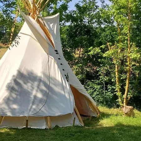 Tipi Des Sioux Luksustelt Moulayres